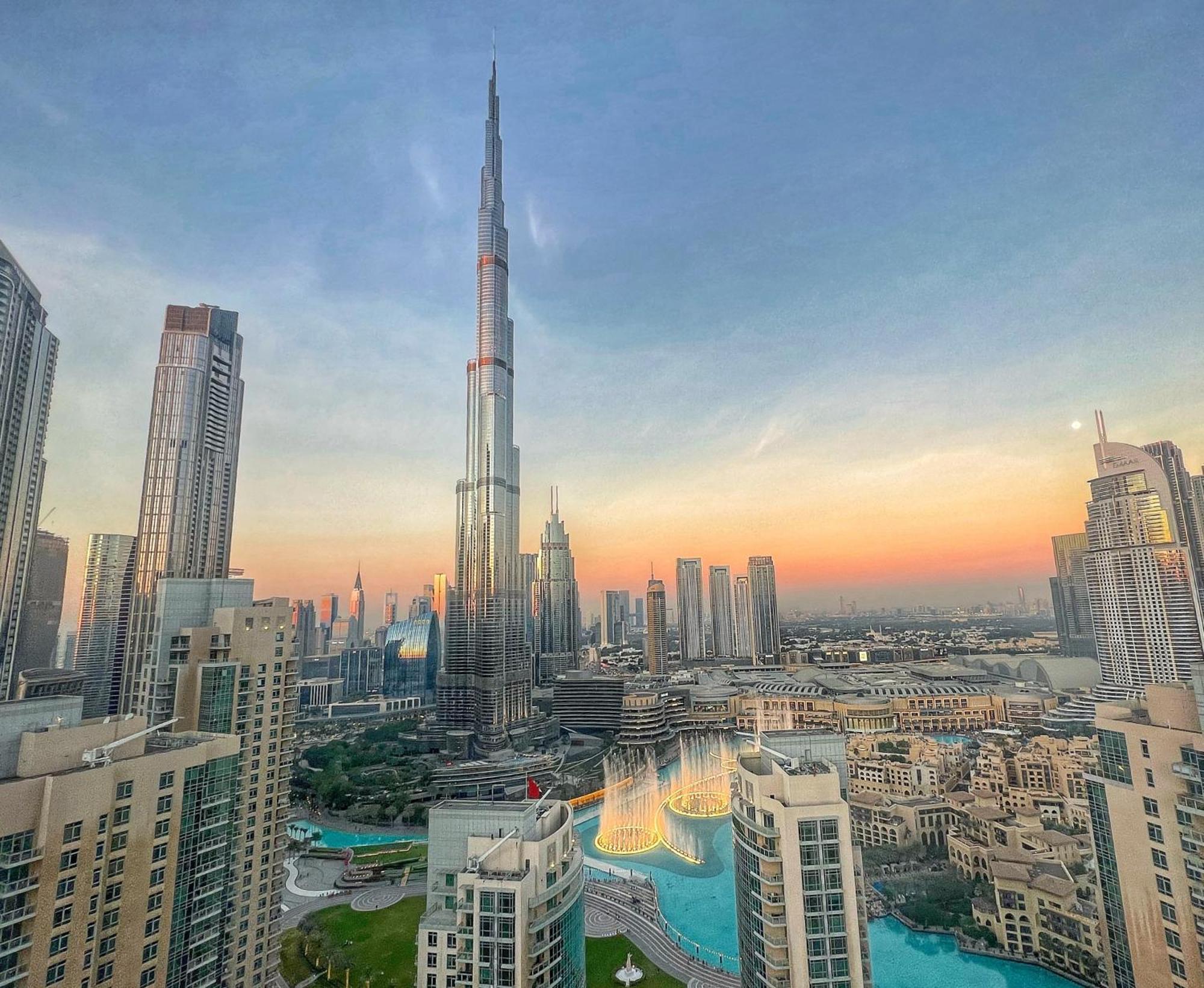 Prestige Living 2Br With Full Burj Khalifa And Fountain View By Auberge ドバイ エクステリア 写真