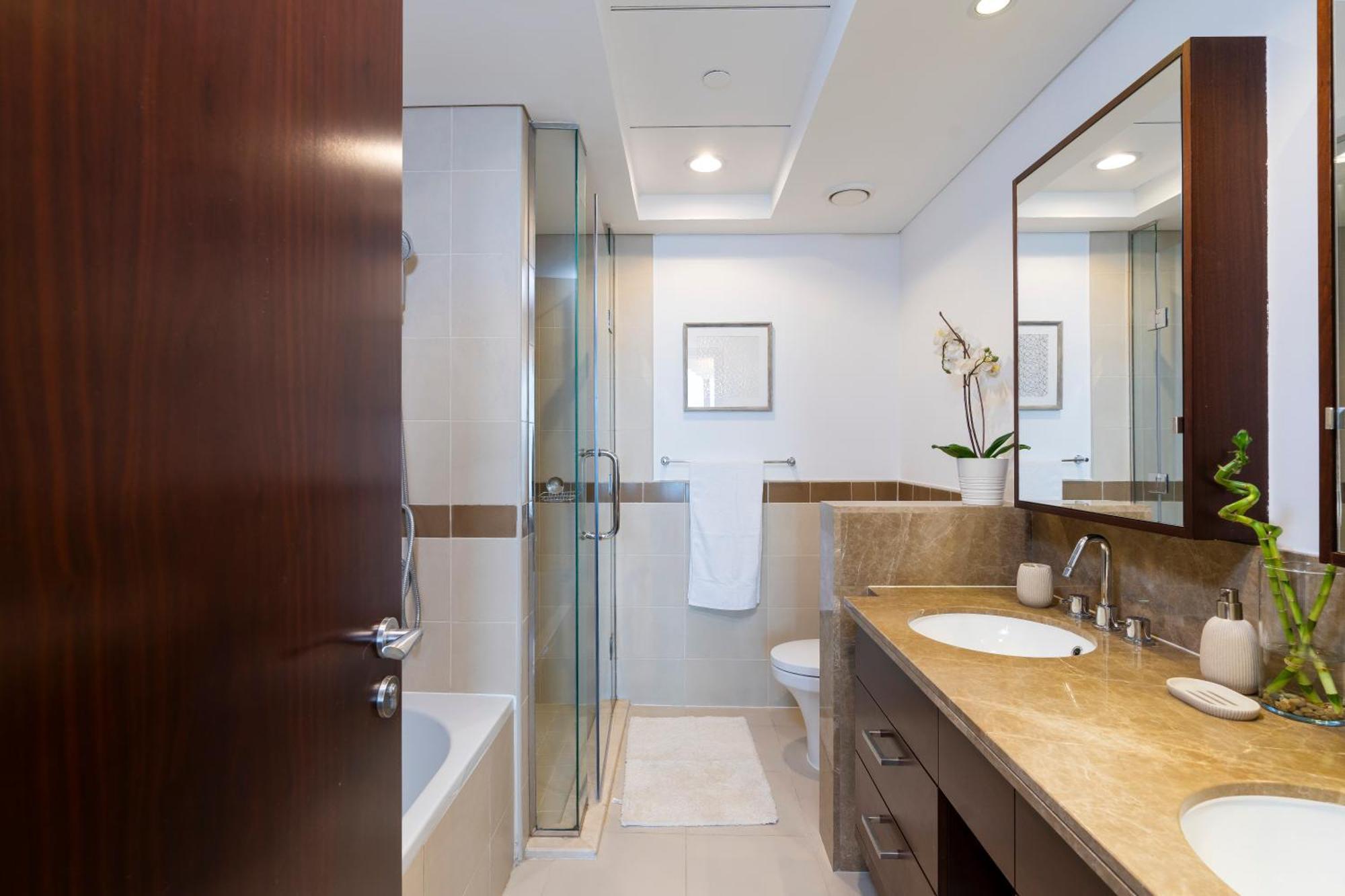 Prestige Living 2Br With Full Burj Khalifa And Fountain View By Auberge ドバイ エクステリア 写真